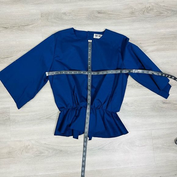 TOIT VOLANT V-Neck Mid Sleeve Work Career Dress Open Back Blouse Size Medium - Picture 9 of 9